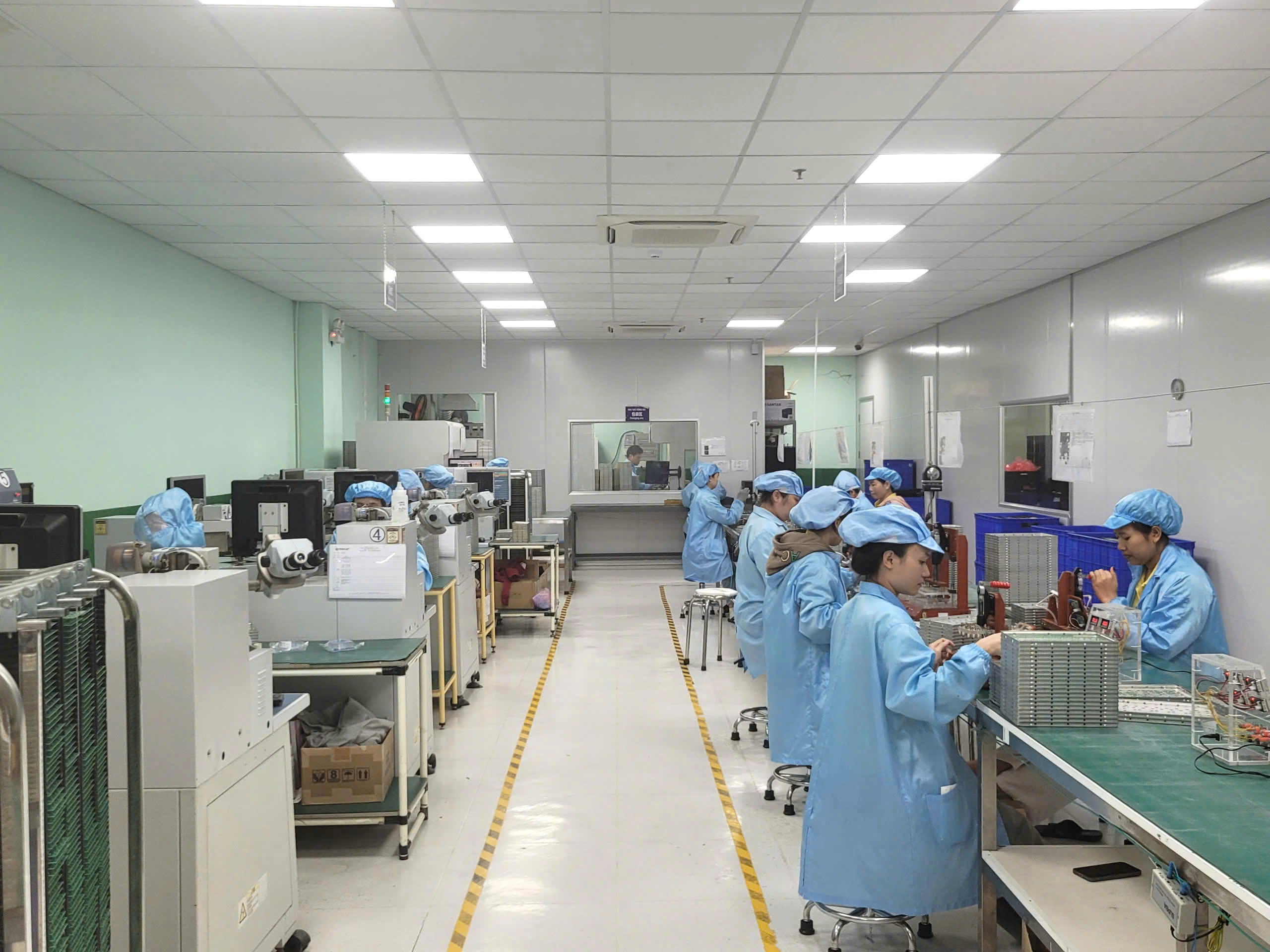 Thiết bị viễn thông & IoT không dây